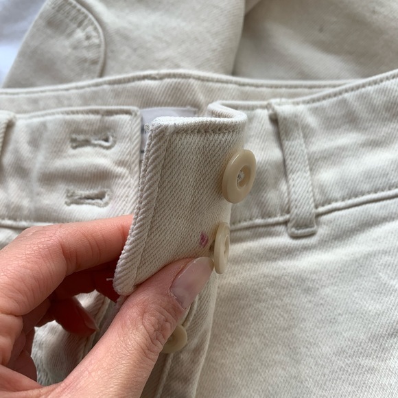 Aritzia Wilfred modern cargo pants in gd birch - Picture 7 of 8